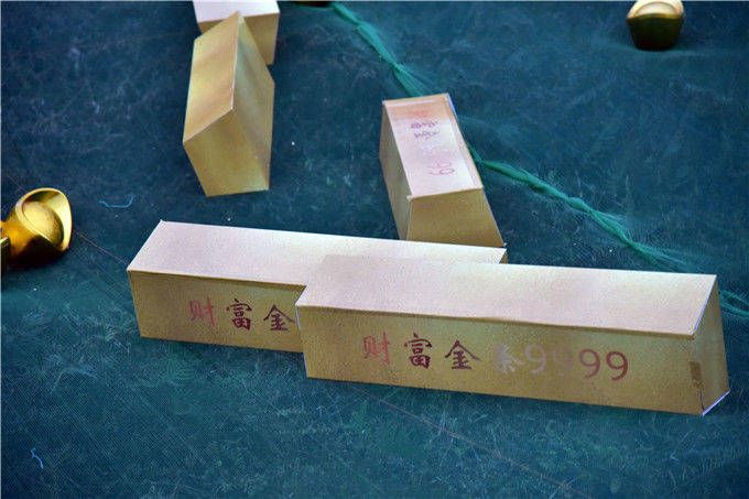 大块大块“金砖”，大个大个“金元宝”，江门景区春节的网红景点