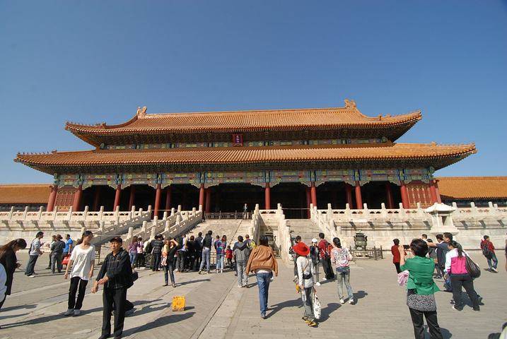 北京故宫流传着不走回头路的说法，听着很邪乎，真的如此吗？