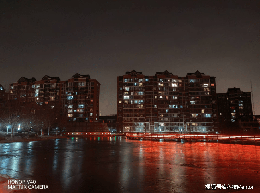 深度|荣耀V40深度评测：天玑1000+优化不错，夜景成像喜人