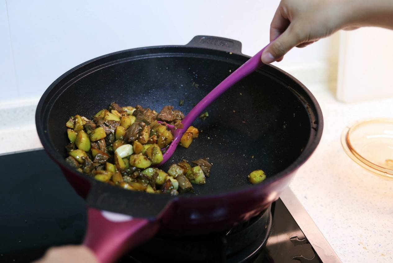 煎炒蒸燉,帝伯朗微壓不粘鍋一鍋搞定一日三餐(附菜譜)