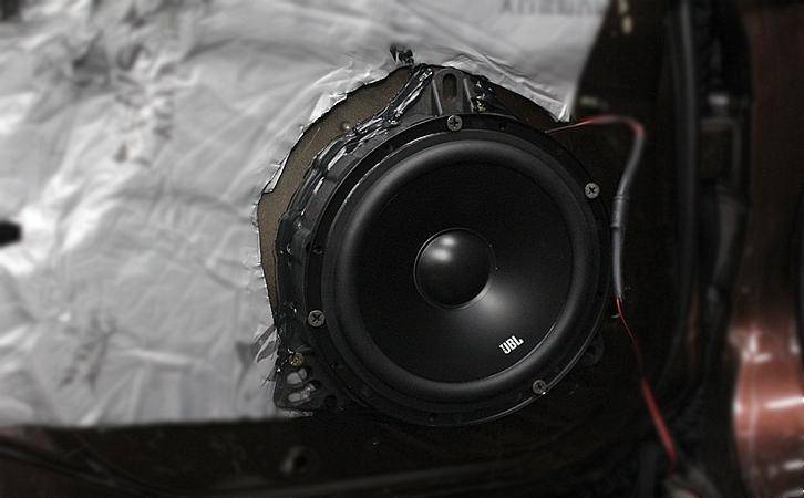 就是要你好听成都铃木雨燕改装德高650c汽车音响音质赞一个