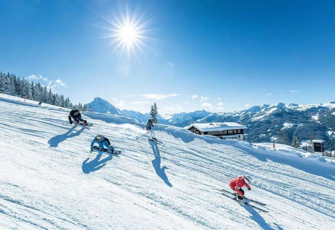 全家带娃组团滑雪，还能开藏宝箱就在莫扎特滑雪区(Ski Amadé)Shuttleberg雪场