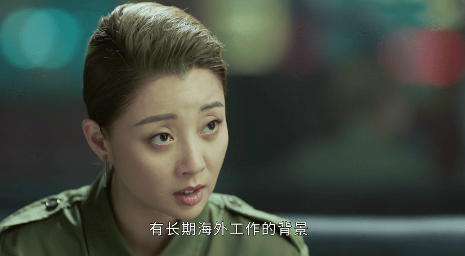 《正青春》中方静也说得很明白,孟凡在其他方面都要强于舒总,舒总唯一