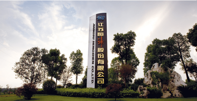 肩负起承担国产碳纤维材料的重任 