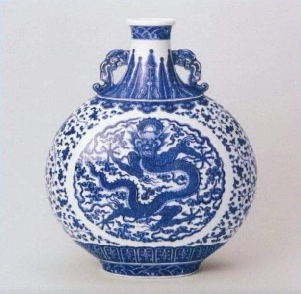 清代乾隆朝—— 青花瓷器独步天下_搜狐网