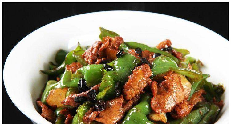 最简单的家常菜做法不放辣椒 c5f78b619e9a48d78ca0a2eb1ae0311a.jpeg