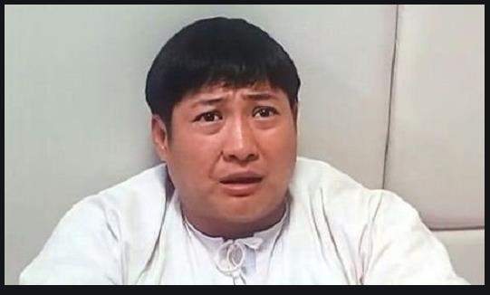 武打替身演员现场表演,成龙洪金宝吴京杨紫琼当场落泪,看到自己