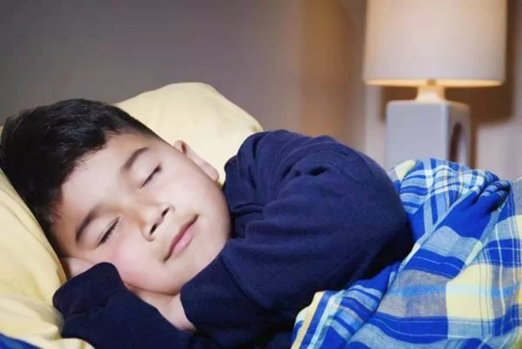 张文宏中学生睡眠8小时是标准家长完全不可能