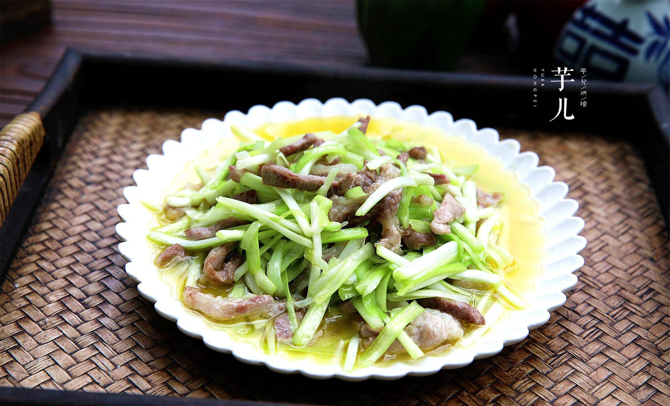 肉丝炒什么菜好吃下饭 18843b15a89d425fb5973caa87cb7e4b.jpeg