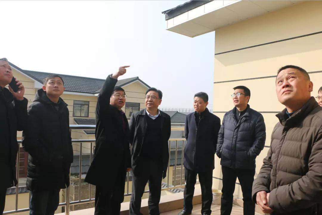 2月2日,肥东县梁园镇党委委员张业忠,李东华,国土分局局长龚劲松,水利