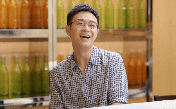 原创《假日暖洋洋》陈斌斌追妻太好笑,大鹏亲自下场,为角色正名