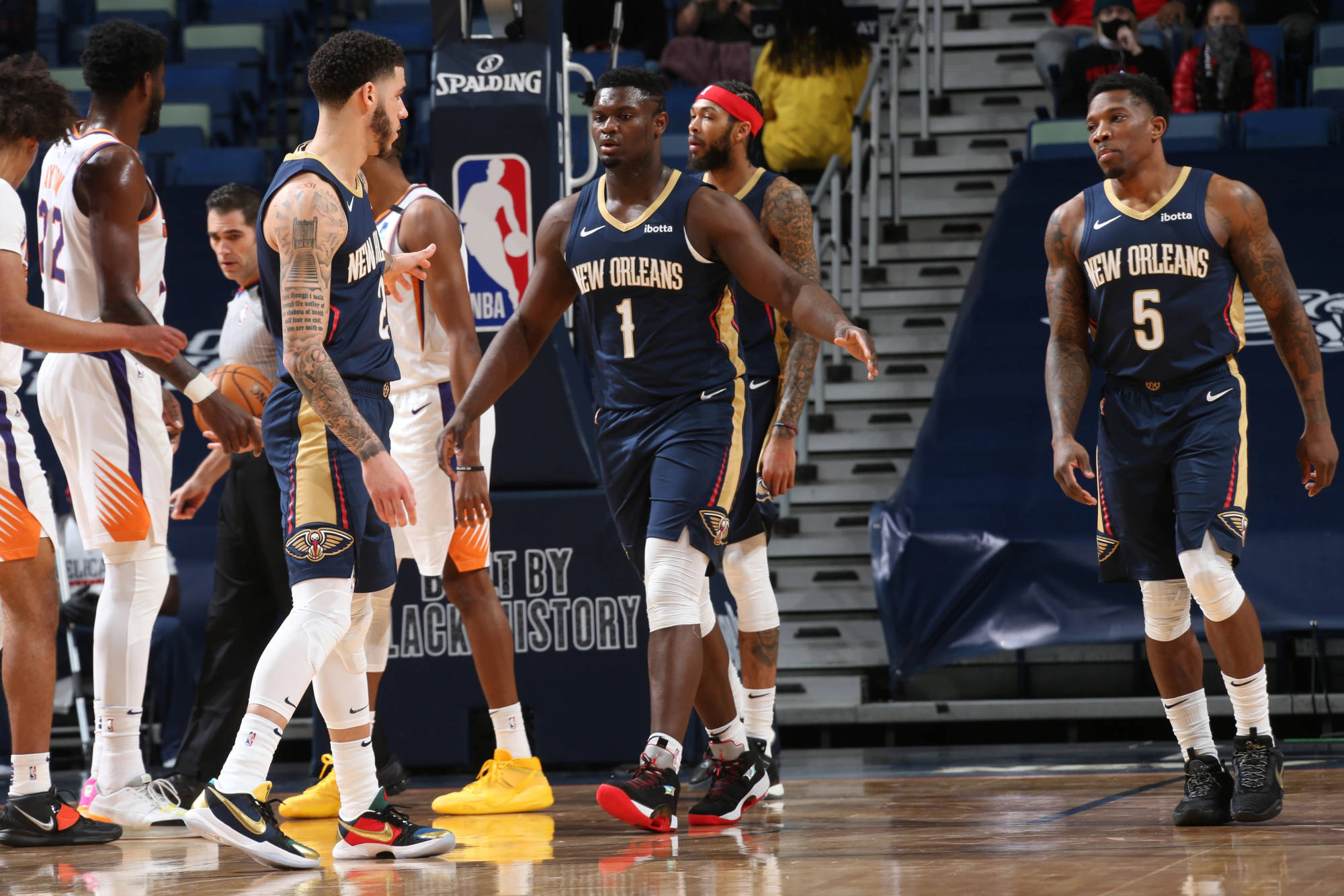 狂轰111 37,7武士暴走打崩黑马!太阳3巨头48分