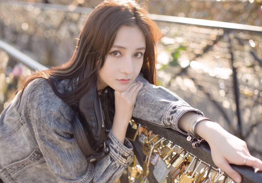 娱乐圈异域美女再添一员新人景瓷颜值与古力娜扎、迪丽热巴比肩