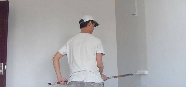 墙面刮腻子要刮几遍才对?做泥工的朋友说出了实话