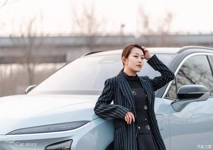 女神的智能生活两面派智能家居蔚来es6智能汽车