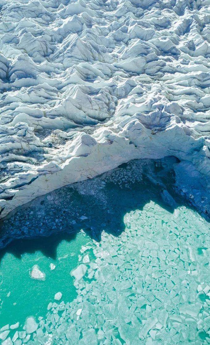 曲登尼玛冰川，一个被遗落在世界尽头的绝美秘境！思鹿旅行推荐