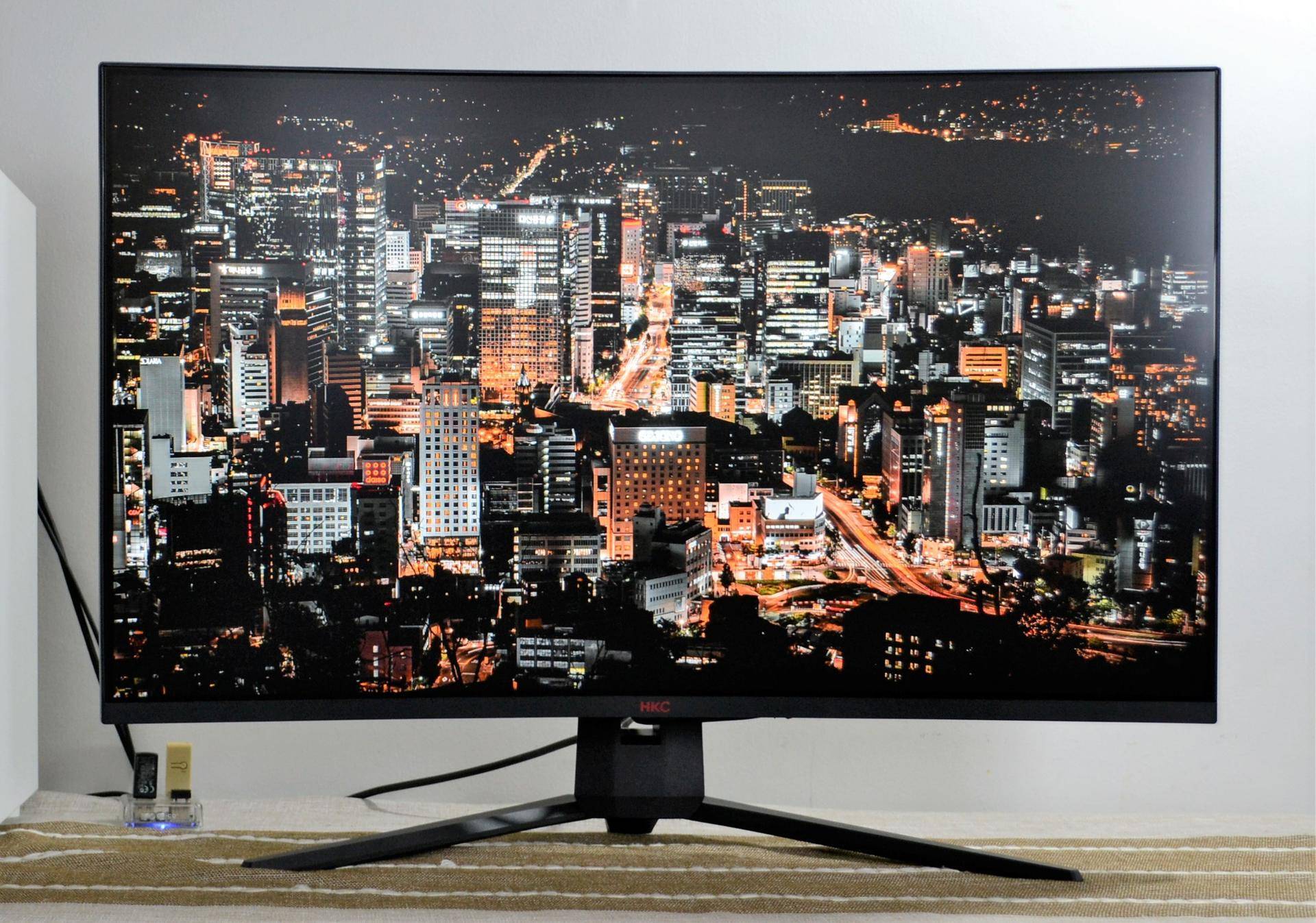 亲测惠科sg32c,高刷 va柔性曲面屏,速度与性能在线_显示器