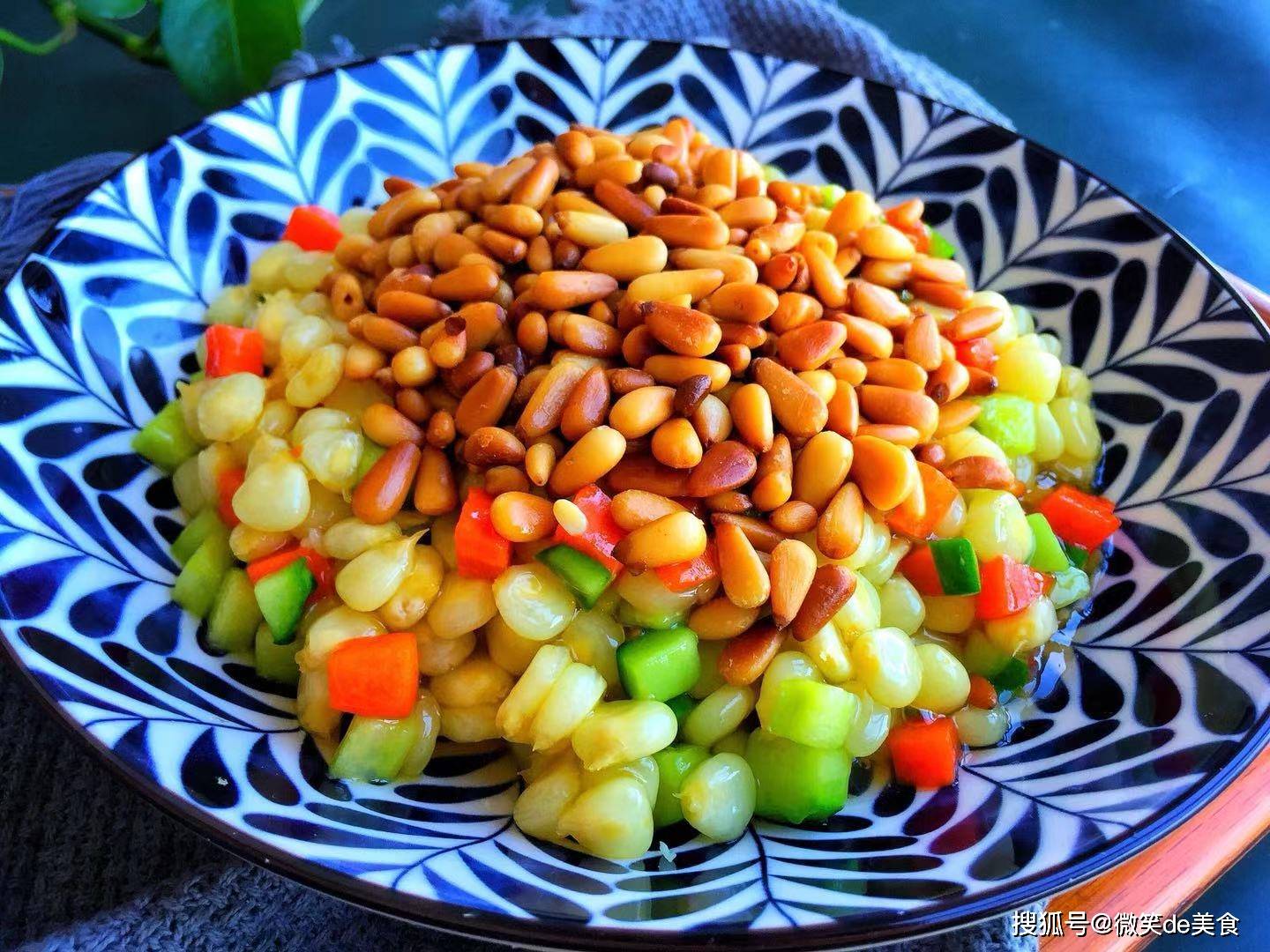 这道菜被称作餐厅销售最好的女士菜年夜饭的餐桌上怎么能少了它