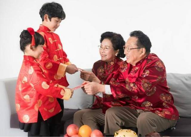 过年什么时候给孩子压岁钱最好 ecd008d5c23e464b98ced53a56375ddc.jpeg