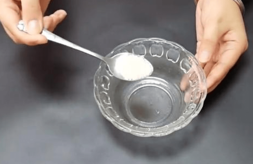 是什么原因引起的尿血 ecf852056cc14e0bb15f0700a110433b.png