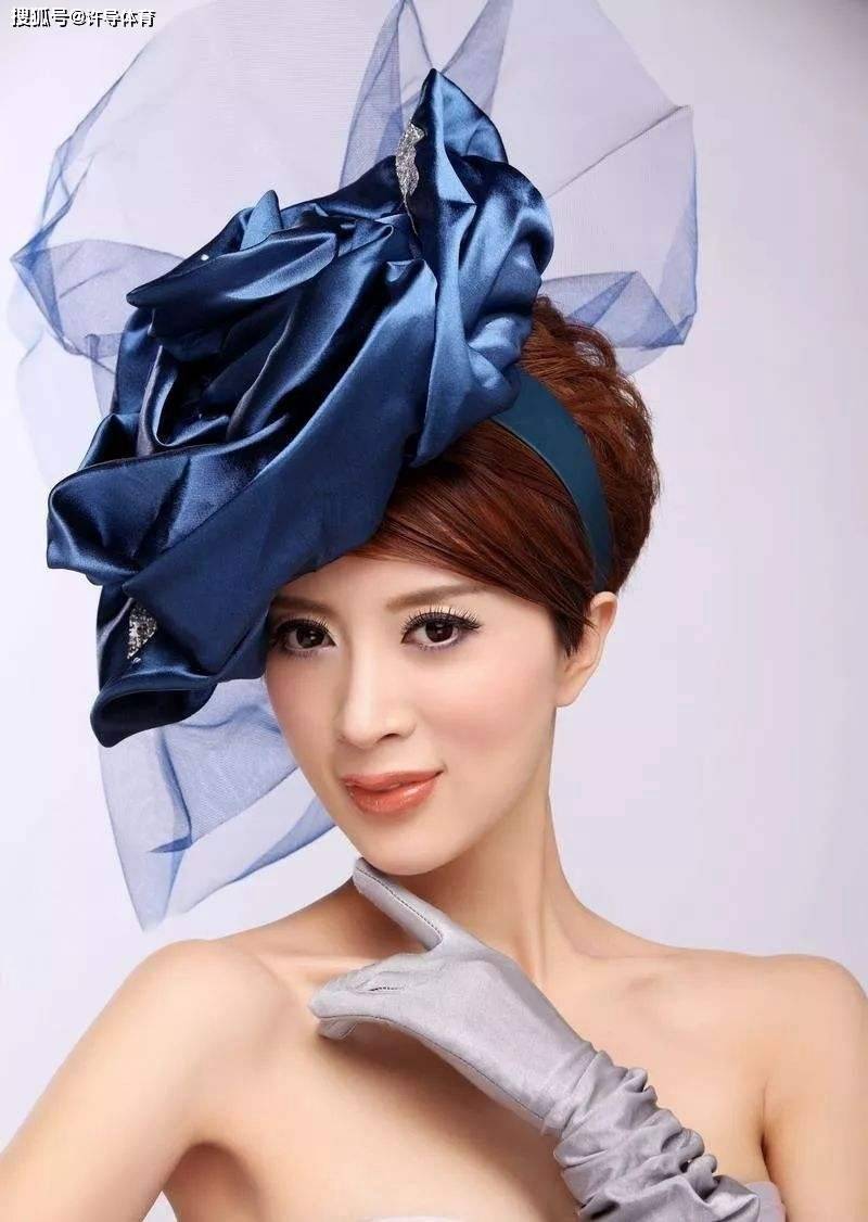 原创1975年出生的七位女星她们个个漂亮大气你最喜欢哪一个