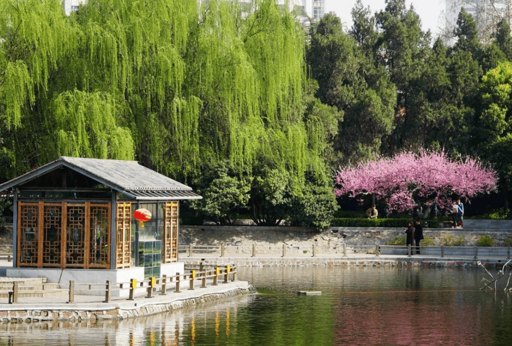 河南耗资3.2亿的公园，被称郑州“圆明园”，免门票值得一游