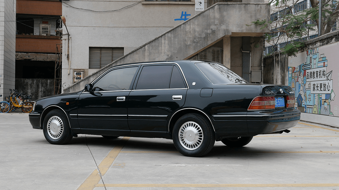 38万公里的丰田老车花10万翻新 开起来竟不输40万的bba 搜狐汽车 搜狐网