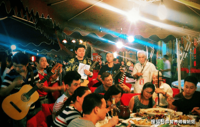 晚上可以做什么夜宵 a9d89b0e40cd4bb99aee130c48b20a3c.png