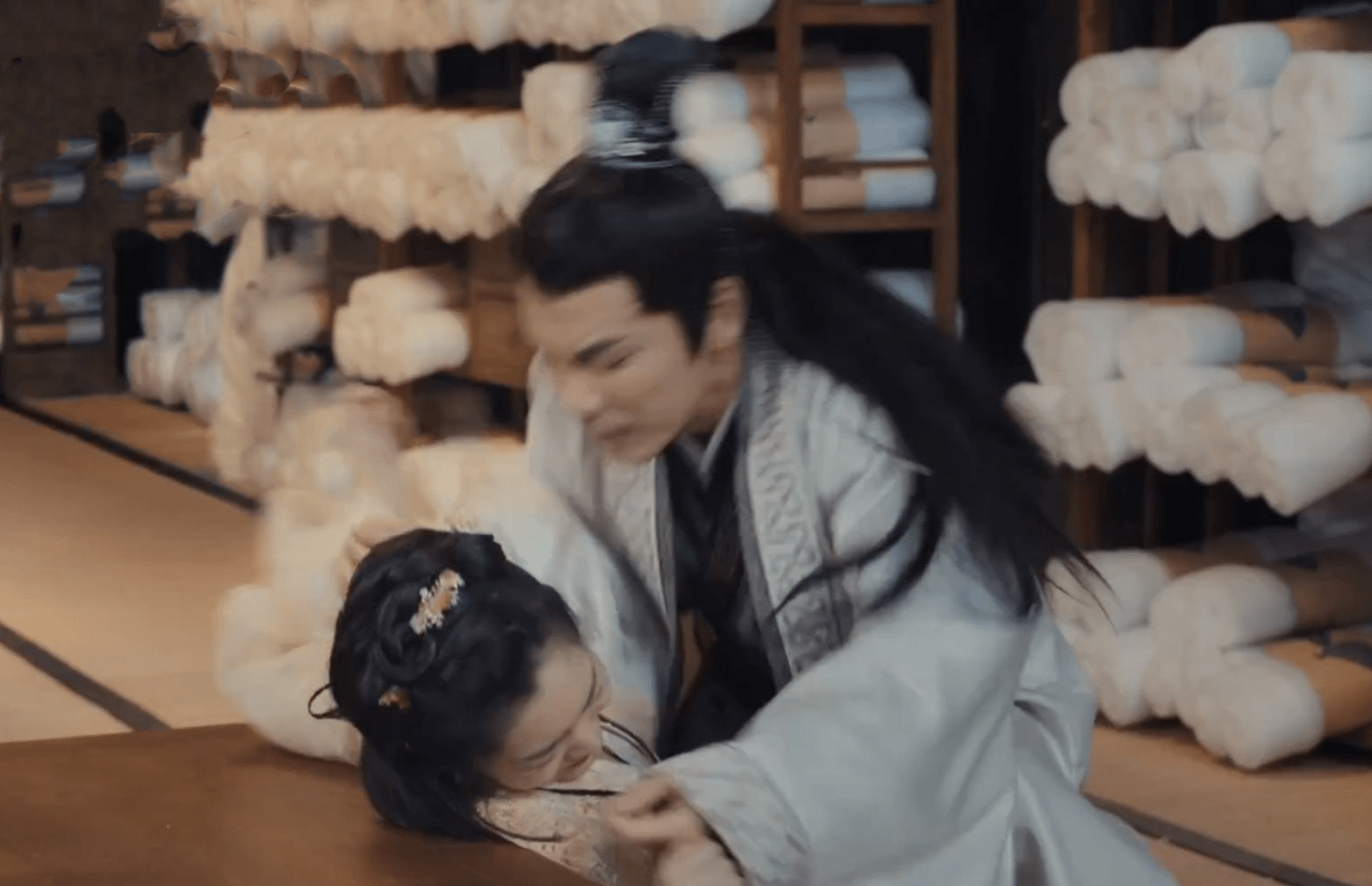 赘婿乌启豪玷污苏檀儿宁毅霸气救妻起风了乌家破产吧