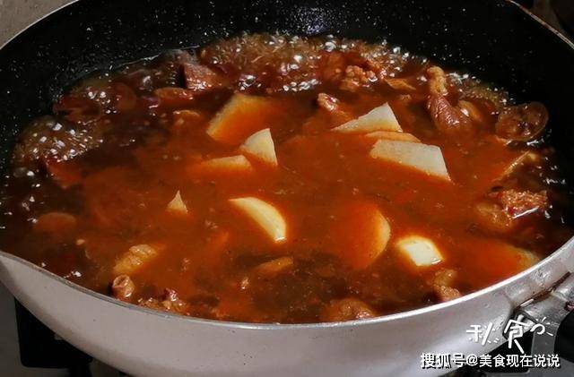 紅燒牛肉怎麼做才能肉嫩湯鮮這2種料記得加牛肉又嫩又香