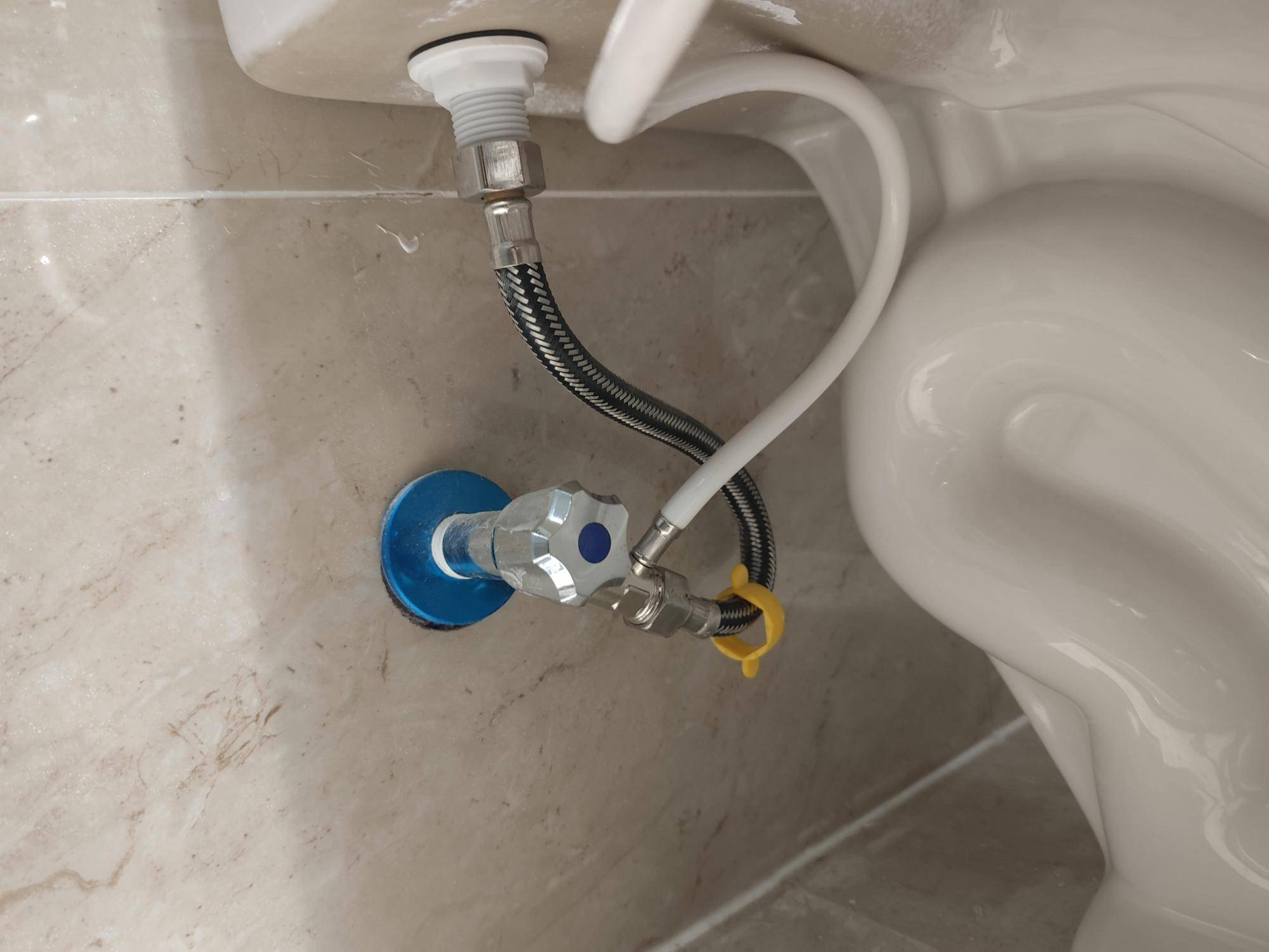 不换漏水马桶,因为你是男孩 - 医药经