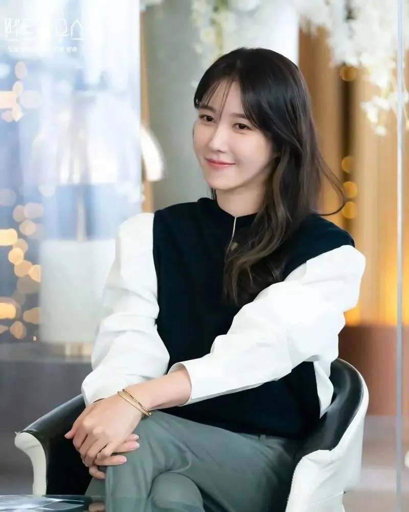 爆款剧《顶楼2》今晚来袭!沈秀莲点痣变身,会在中期回归?