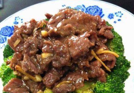 牛肉怎么腌炒的时候更好吃 1164c45197014ff28c4fe46a75570813.jpeg