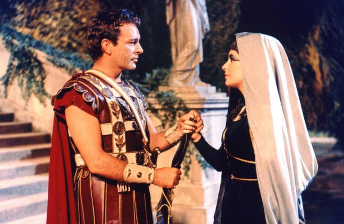 埃及艳后多漂亮?现代科技复原容貌,"尼罗河畔妖妇"名不虚传_凯撒