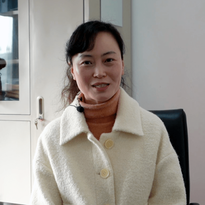 教师周静秋武汉市第一初级中学十五年的潜心工作,江汉教育的每一次