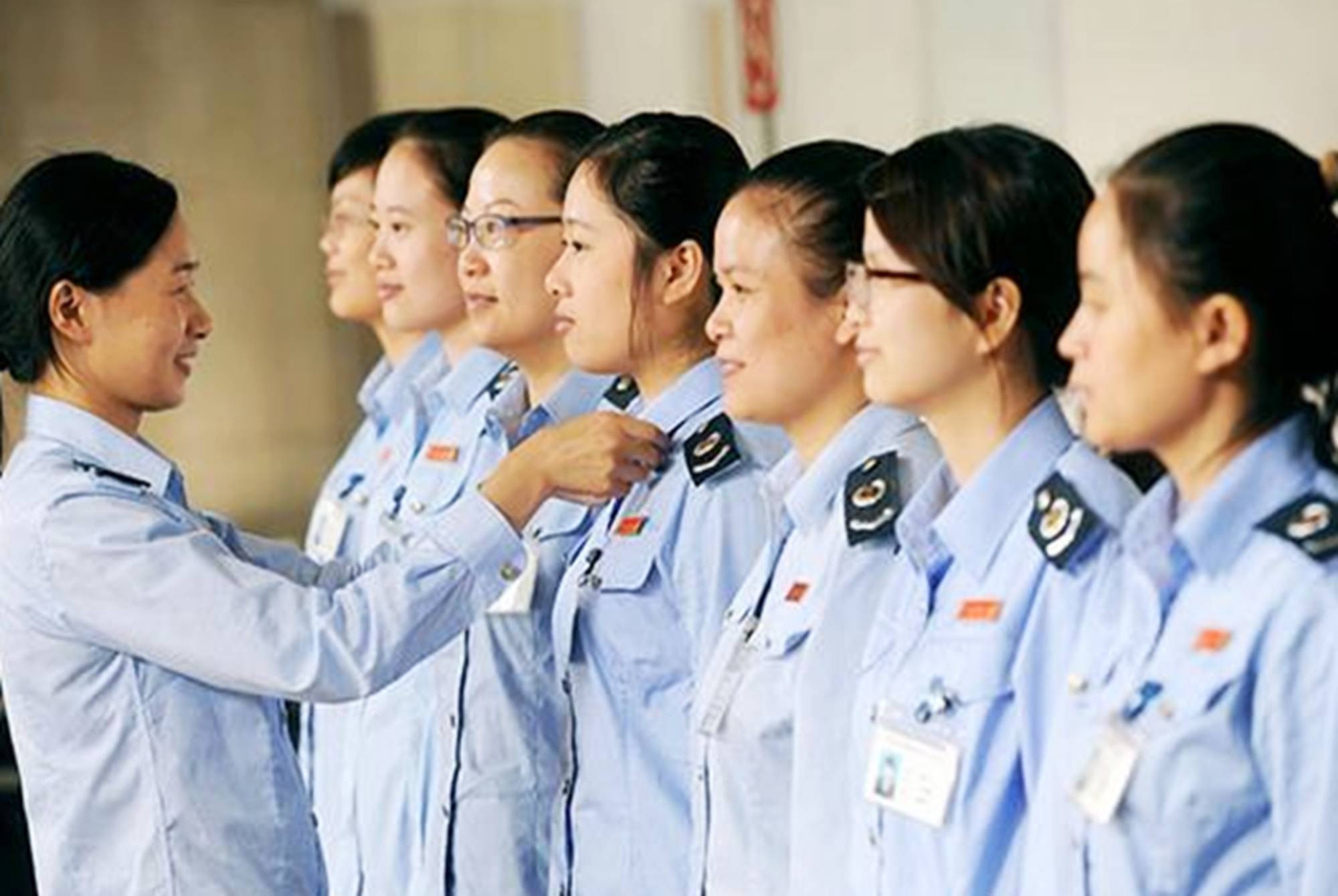 原创适合女生报考的5个专业不仅前景好收入也高前途一片光明