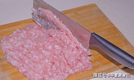 肉馅怎么去掉腥味 889ad514d0274d488d459ad033339471.png