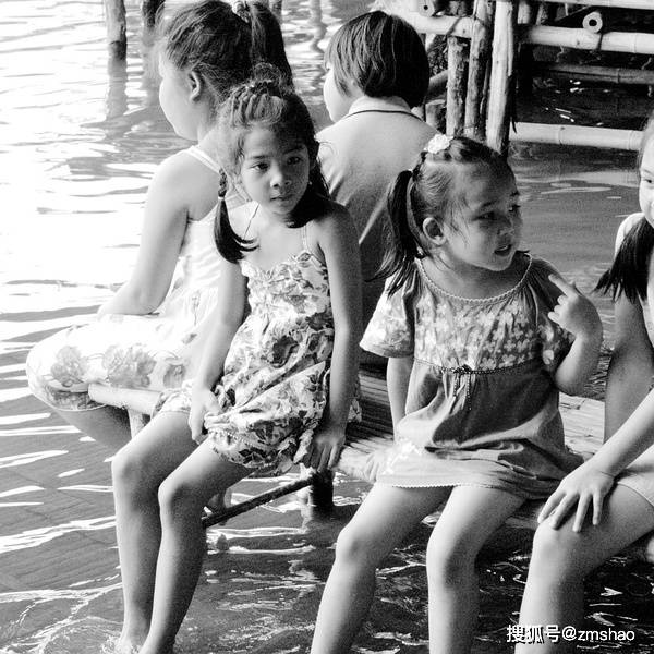 手机拍照怎么把人拍高拍瘦 e360fb61614a4efebf37d8981d962c34.jpeg