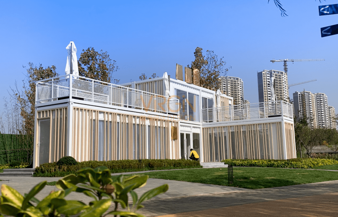 简约风集装箱建筑水云间售楼部接待中心