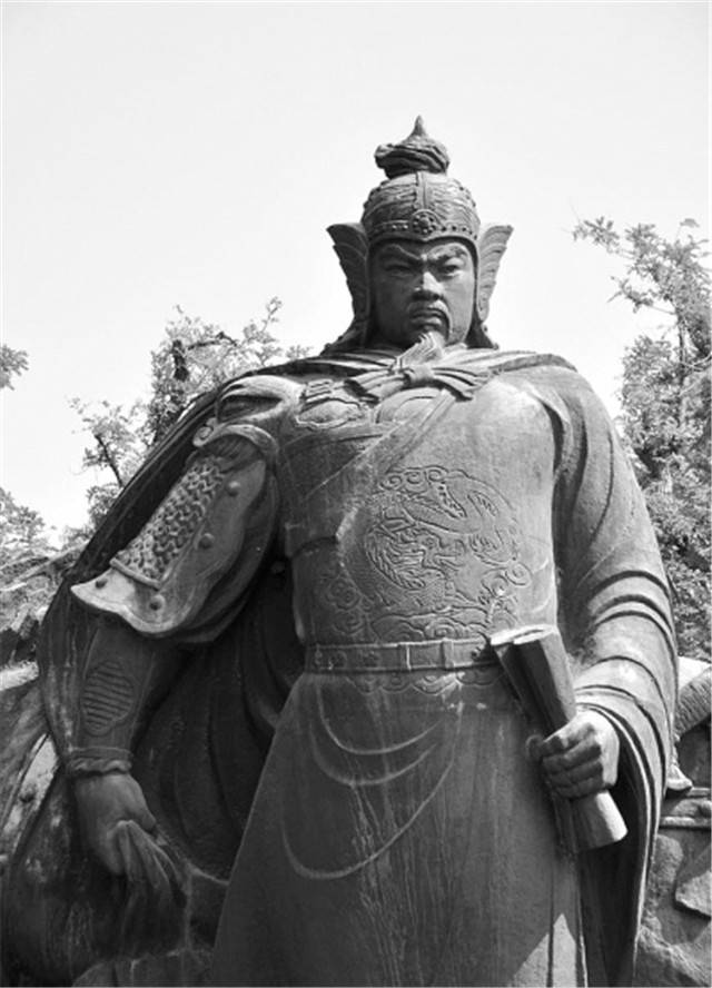 甘肃有一批守陵人，800年来敌视岳飞，如今反而成为旅游胜地