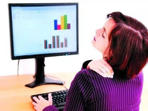 颈椎间盘突出症状有哪些 颈部