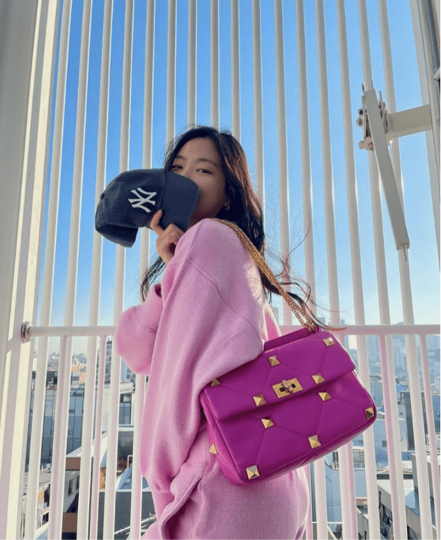 ins有哪些网红 fc7be7cfc19d4a41a85609e94f2b5e3f.png