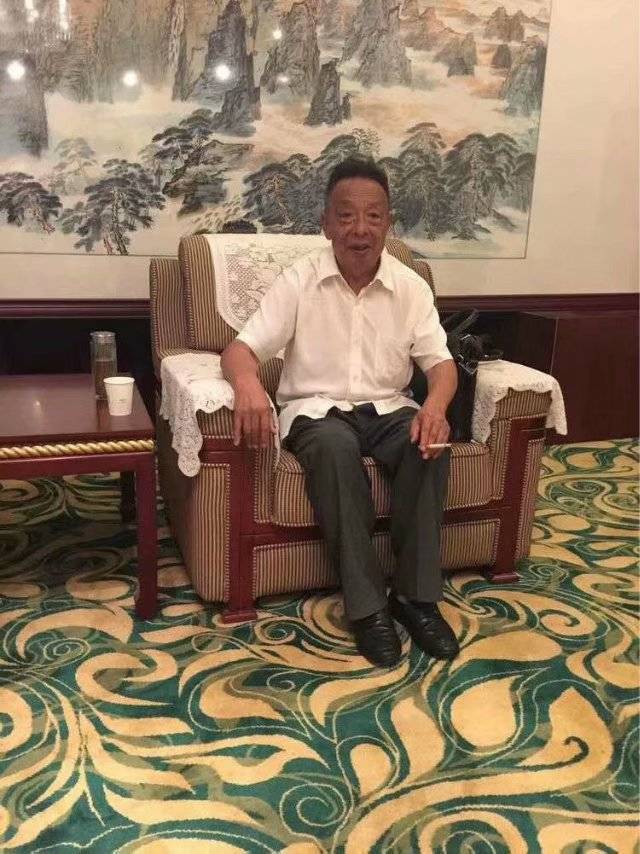 扬州风水大师陈炳林率金锁玉关风水团队参加易学大会
