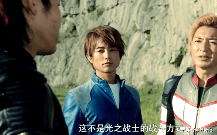 原创戴拿奥特曼是平成三杰最强的至高盖亚不同意光辉迪迦能打一群