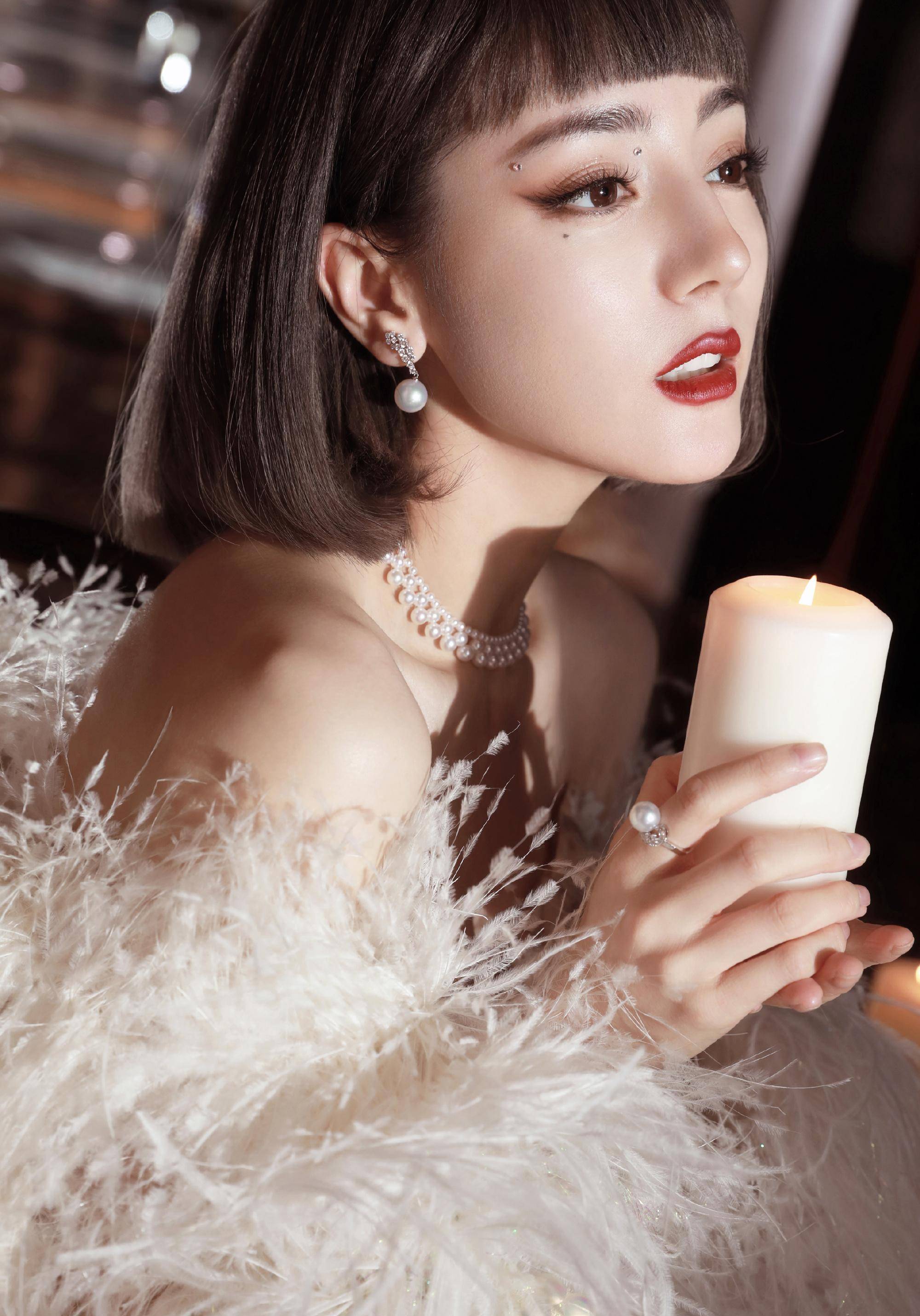 微博之夜2023直播回放杨颖完整版 423662cf738c4bbdb4e4dccc009ed82a.jpeg