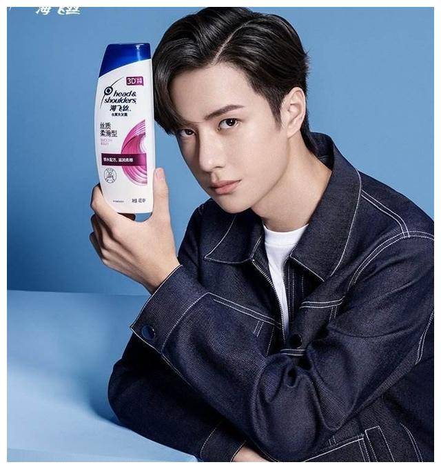 代言排行榜_艺人代言个数排行榜:蔡徐坤18个,王一博26个,榜首高达57个