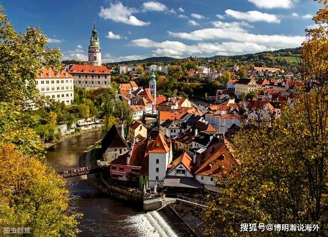 “最美”中世纪古镇——捷克CK小镇，捷克护照值得拥有