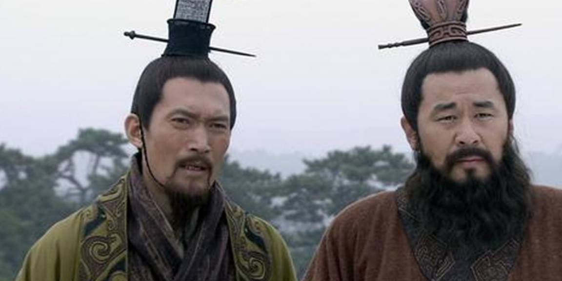 这个谋士团有将近一百个谋士,有荀攸荀彧贾诩程昱郭嘉司马懿等等一大