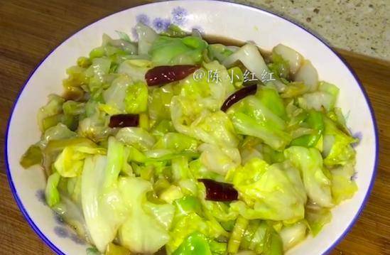 手撕包菜的做法简便 602a5d280f8642988d6fbcc6a9cfa6f5.jpeg