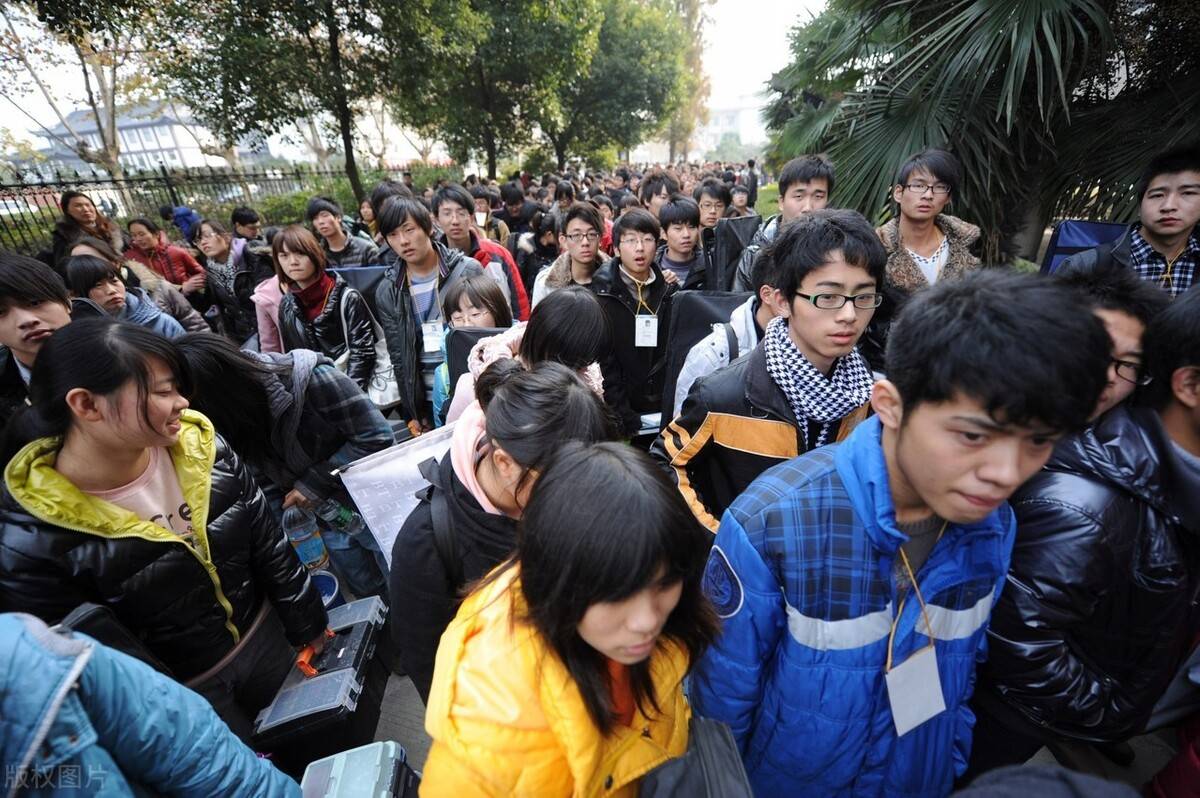 沉默的二本学生基数最大的打工人人与人的差距从来不是智商